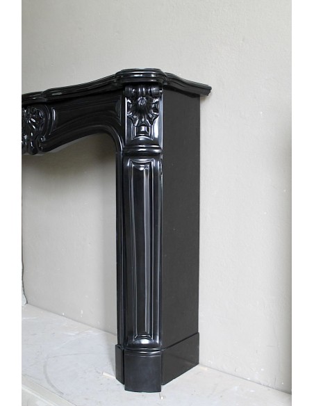 038 ANTIQUE ORIGINAL BAROQUE "TROIS COQUILLES" FIRE SURROUND CARVED IN BLACK BELGIUM MARBLE