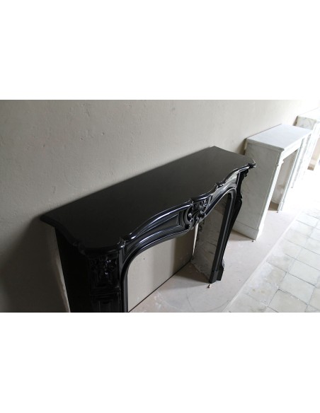 038 ANTIQUE ORIGINAL BAROQUE "TROIS COQUILLES" FIRE SURROUND CARVED IN BLACK BELGIUM MARBLE