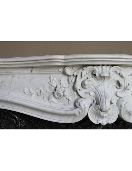 070 AG ANTIQUE FLORAL LOUIS XV "DAUPHIN" FIREPLACE MANTEL IN WHITE CARRARA "P" MARBLE WITH ITS OWN ARTISTIC CAST IRON INSERT