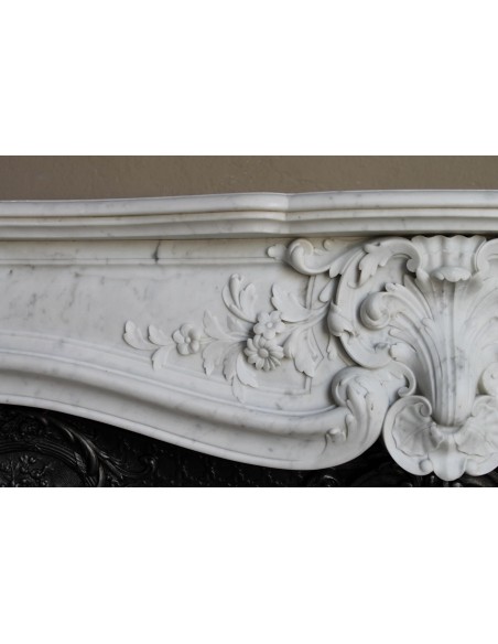 070 AG ANTIQUE FLORAL LOUIS XV "DAUPHIN" FIREPLACE MANTEL IN WHITE CARRARA "P" MARBLE WITH ITS OWN ARTISTIC CAST IRON INSERT