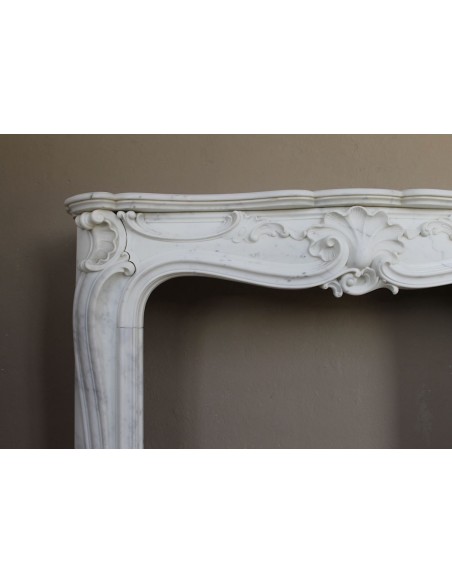 602 ORIGINAL ART NOUVEAU "MAJORELLE" FIREPLACE MANTEL IN REFINED WHITE CALACATTA MARBLE