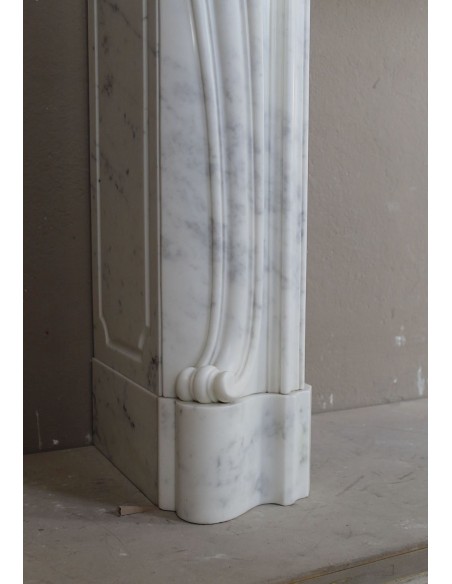 602 ORIGINAL ART NOUVEAU "MAJORELLE" FIREPLACE MANTEL IN REFINED WHITE CALACATTA MARBLE