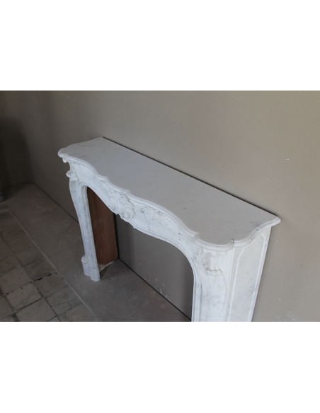 602 ORIGINAL ART NOUVEAU "MAJORELLE" FIREPLACE MANTEL IN REFINED WHITE CALACATTA MARBLE