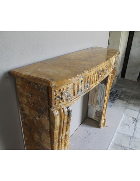 254 ANTIQUE LOUIS XVI "DEUX FLEURS ARRONDI" FIREPLACE MANTEL IN YELLOW "GIALLO SIENA" MARBLE