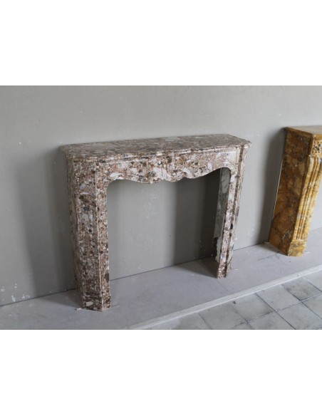 077 ORIGINAL LOUIS XV "POMPADOUR PLAT" IN BREACH OF THE PYRENEES MARBLE