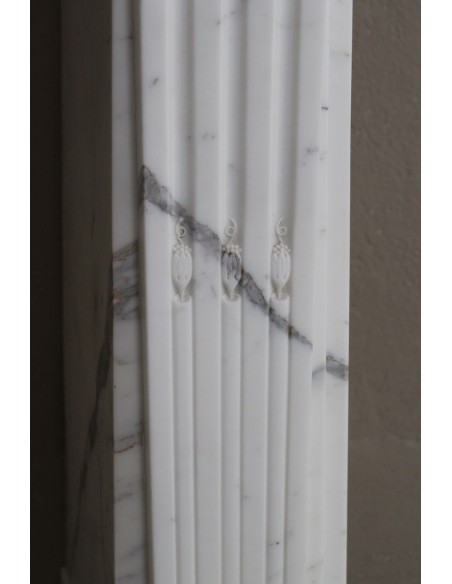 255 ELEGANT NEOCLASSICAL "DEUX ÉTOILES" FIREPLACE MANTEL IN WHITE STATUARY CALACATTA MARBLE