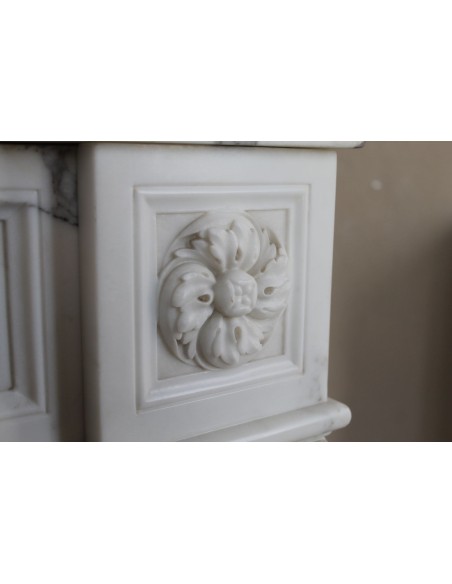 255 ELEGANT NEOCLASSICAL "DEUX ÉTOILES" FIREPLACE MANTEL IN WHITE STATUARY CALACATTA MARBLE