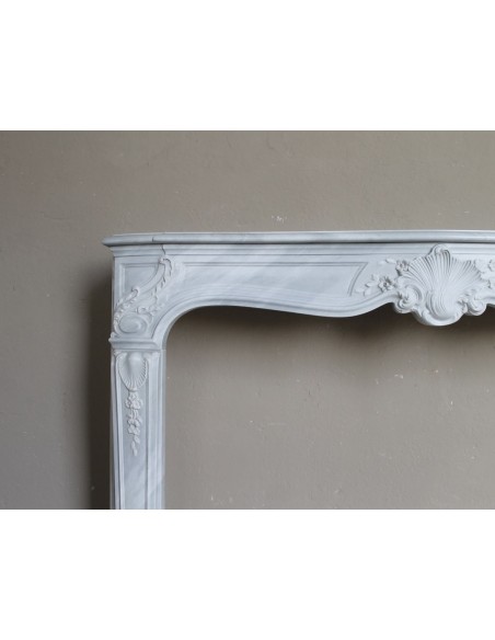 603 ANTIQUE ART NOUVEAU FLORAL FIREPLACE CARVED IN THE FINEST VARIETY OF BARDIGLIO MARBLE