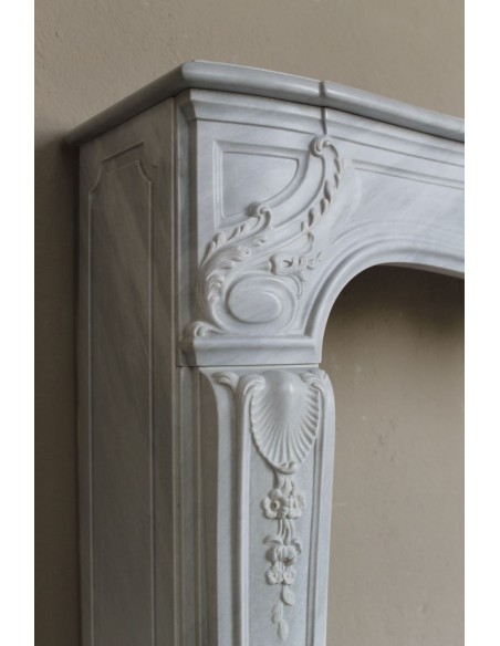 603 ANTIQUE ART NOUVEAU FLORAL FIREPLACE CARVED IN THE FINEST VARIETY OF BARDIGLIO MARBLE