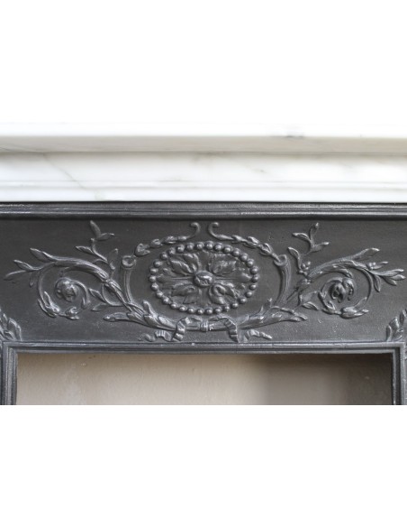 257 AG EXCEPTIONAL LOUIS XVI FIREPLACE MANTEL IN VEINED STATUARY CALACATTA MARBLE