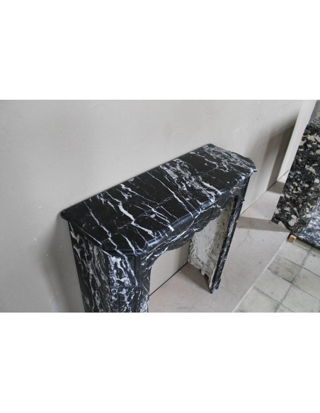 078 ORIGINAL LOUIS XV "POMPADOUR PLAT" FIREPLACE MANTEL CARVED IN BLACK AND WHITE MARQUINIA MARBLE