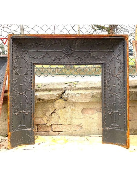 CG 085 CONTROCUORE CAMINO NEOCLASSICO  IN FUSIONE DI GHISA ARTISTICA CON DECORAZIONI ARBOREE