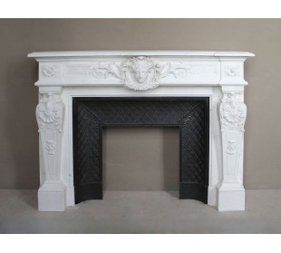 Important antique Neoclassical fireplace mantel carved in white Statuary marble with the sculpture of Marie Antoinette's face.