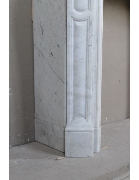 012 ORIGINAL LOUIS XV FLORAL "AMÉLIORÉ" MANTEL CARVED IN WHITE CARRARA MARBLE