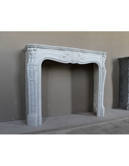 012 ORIGINAL LOUIS XV FLORAL "AMÉLIORÉ" MANTEL CARVED IN WHITE CARRARA MARBLE