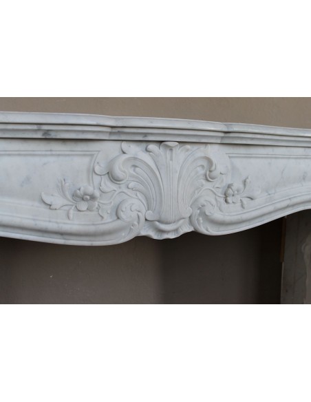 012 ORIGINAL LOUIS XV FLORAL "AMÉLIORÉ" MANTEL CARVED IN WHITE CARRARA MARBLE