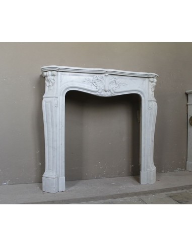 014 IMPORTANT VERY SMALL FLORAL LOUIS XV...