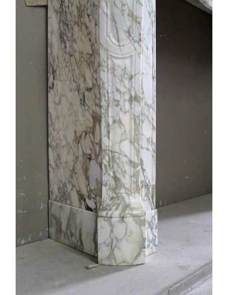 008 ANTIQUE LOUIS XV "PIED GALBÉ" FIREPLACE MANTEL IN CALACATTA GOLD MARBLE