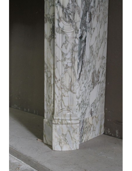 008 ANTIQUE LOUIS XV "PIED GALBÉ" FIREPLACE MANTEL IN CALACATTA GOLD MARBLE