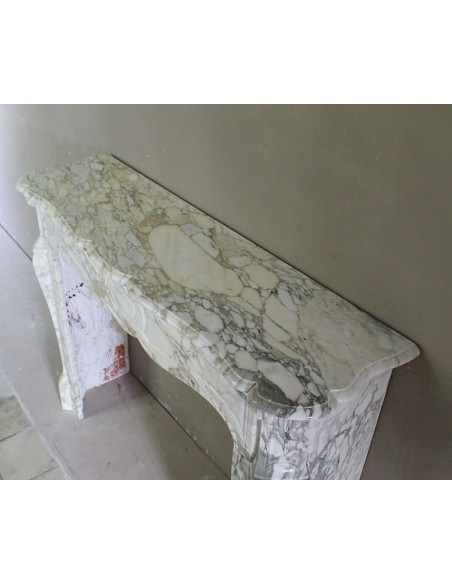 008 ANTIQUE LOUIS XV "PIED GALBÉ" FIREPLACE MANTEL IN CALACATTA GOLD MARBLE