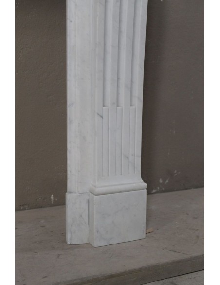 240 ANTIQUE LOUIS XVI LANGUETTE "DEUX ROSES" CARVED IN WHITE "PURE" CARRARA MARBLE