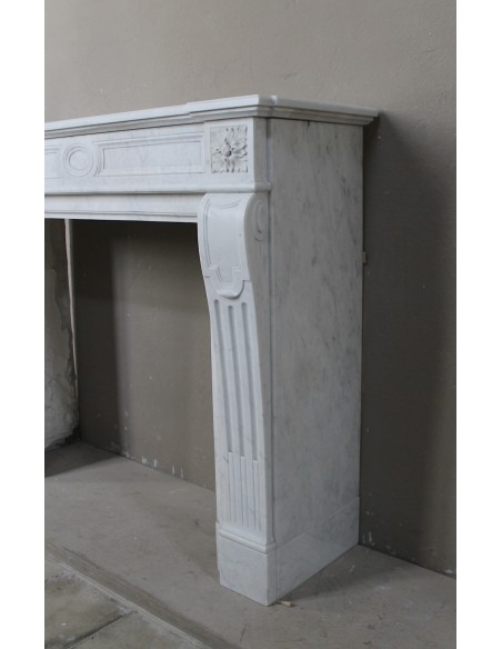 240 ANTIQUE LOUIS XVI LANGUETTE "DEUX ROSES" CARVED IN WHITE "PURE" CARRARA MARBLE