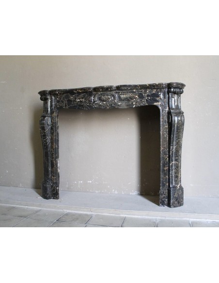 026 ANTIQUE LOUIS XV "PIED GALBÉ" FIREPLACE MANTEL IN BLACK SAINT LAURENT MARBLE