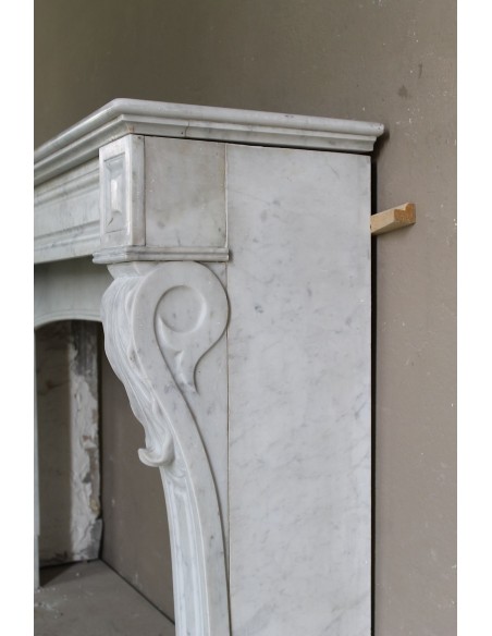 003 OCC ANTIQUE LOUIS PHILIPPE "PALMETTES" IN WHITE CARRARA MARBLE