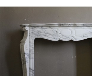 Antique marble fireplace mantel in Italian White Arabescato Carrara marble. 2