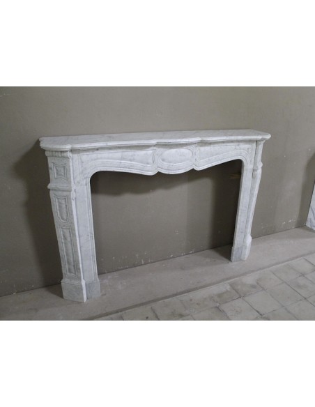 052 ORIGINAL ANTIQUE BAROQUE "PIED GALBÉ" FIREPLACE MANTEL IN WHITE CARRARA MARBLE