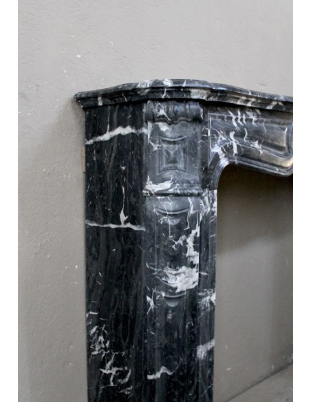 060 ANTIQUE ORIGINAL LOUIS XV "PIED GALBÉ" MARBLE MANTEL IN BLACK MARQUINIA MARBLE