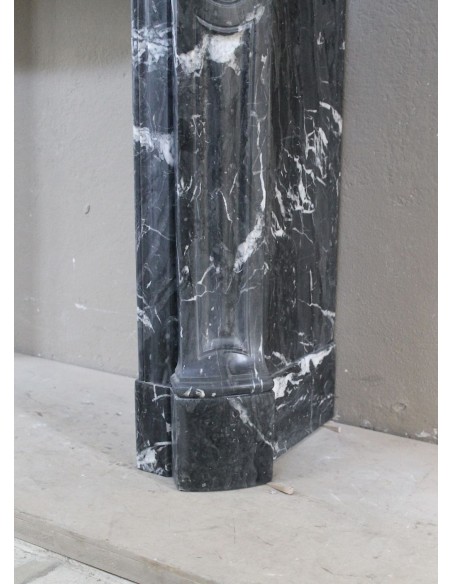 060 ANTIQUE ORIGINAL LOUIS XV "PIED GALBÉ" MARBLE MANTEL IN BLACK MARQUINIA MARBLE