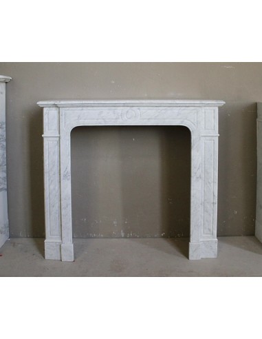 312 ANTIQUE LOUIS XIV "PARISIENNE" FIREPLACE MANTEL IN WHITE CARRARA MARBLE