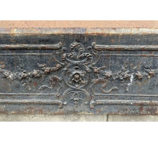 CG 145 GRANDE CONTROCUORE BAROCCO FLOREALE IN GHISA D'ARTE 2