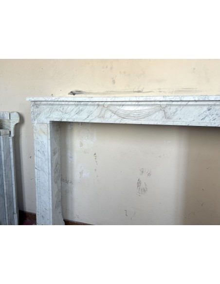 250 ANTIQUE LOUIS XVI STYLE ANTIQUE FIREPLACE MANTEL CARVED IN WHITE "VENATINO" CARRARA MARBLE