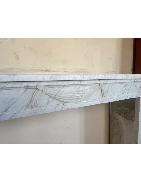 250 ANTIQUE LOUIS XVI STYLE ANTIQUE FIREPLACE MANTEL CARVED IN WHITE "VENATINO" CARRARA MARBLE