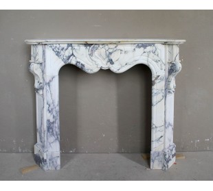 Antique Baroque fireplace carved in Breccia Violetta marble, Statuary Carrara family.