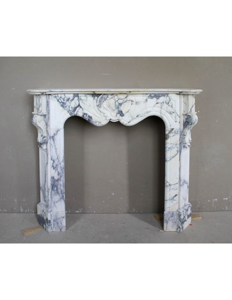 Antique Baroque fireplace carved in Breccia Violetta marble, Statuary Carrara family.