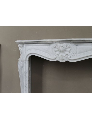 065 LOUIS XV "TROIS COQUILLES" FIREPLACE MANTEL...