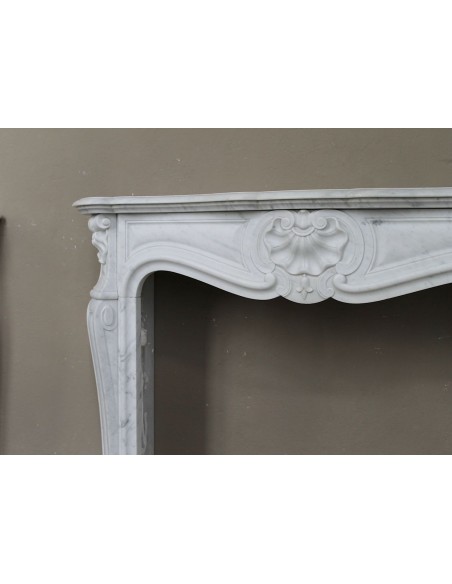 065 LOUIS XV "TROIS COQUILLES" FIREPLACE MANTEL CARVED IN GORGEOUS WHITE CARRARA "P" MARBLE