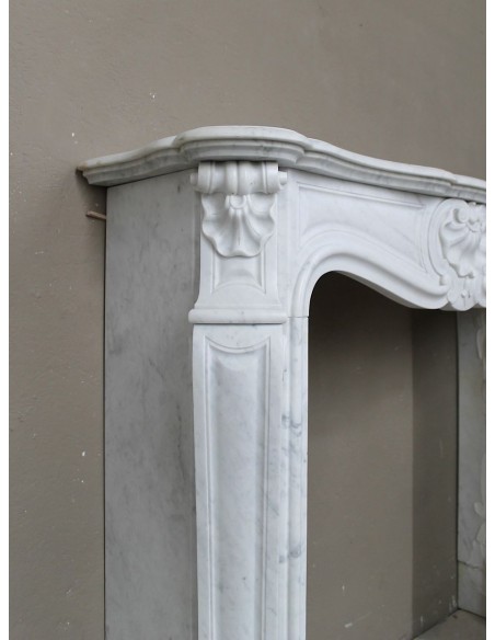 065 LOUIS XV "TROIS COQUILLES" FIREPLACE MANTEL CARVED IN GORGEOUS WHITE CARRARA "P" MARBLE
