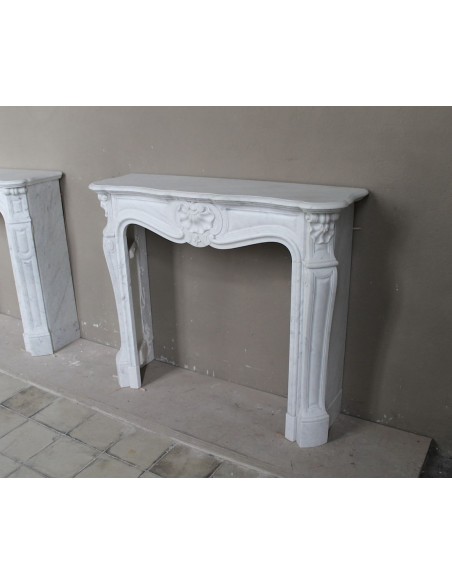 065 LOUIS XV "TROIS COQUILLES" FIREPLACE MANTEL CARVED IN GORGEOUS WHITE CARRARA "P" MARBLE