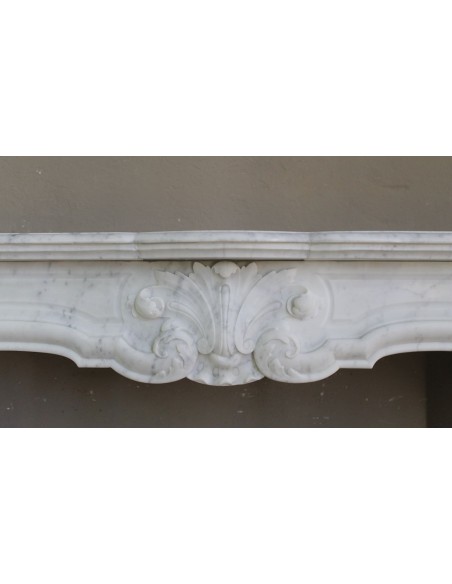 071 ANTIQUE “LOUIS XV CÔTE D'AZUR” FLORAL FIREPLACE MANTEL CARVED FROM WHITE CARRARA MARBLE
