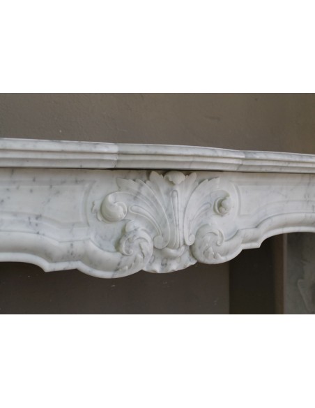 071 ANTIQUE “LOUIS XV CÔTE D'AZUR” FLORAL FIREPLACE MANTEL CARVED FROM WHITE CARRARA MARBLE