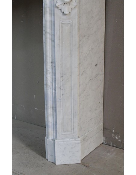 071 ANTIQUE “LOUIS XV CÔTE D'AZUR” FLORAL FIREPLACE MANTEL CARVED FROM WHITE CARRARA MARBLE