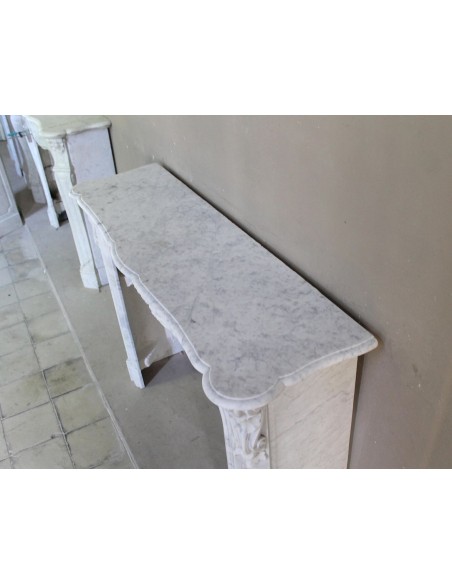 071 ANTIQUE “LOUIS XV CÔTE D'AZUR” FLORAL FIREPLACE MANTEL CARVED FROM WHITE CARRARA MARBLE