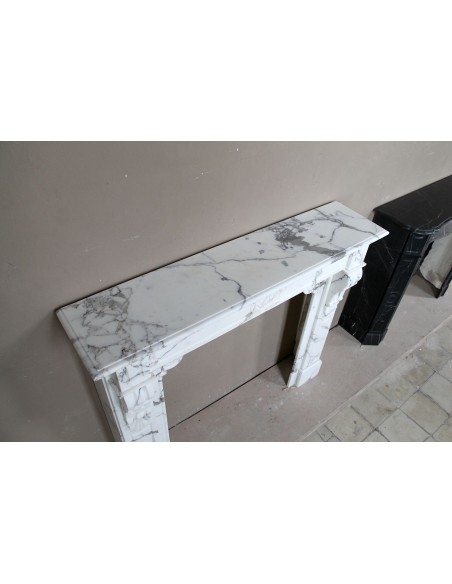 408 LOUIS PHILIPPE "PALMETTES AMÉLIORÉ" FIREPLACE CARVED IN STUNNING ITALIAN ARABESCATO STATUARY MARBLE