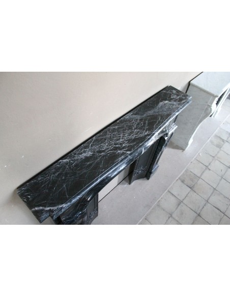 313 ANTIQUE LOUIS XIV “BOUDIN ARRONDI” FIREPLACE MANTEL PROVIDED WITH ITS ORIGINAL CAST IRON INSERT