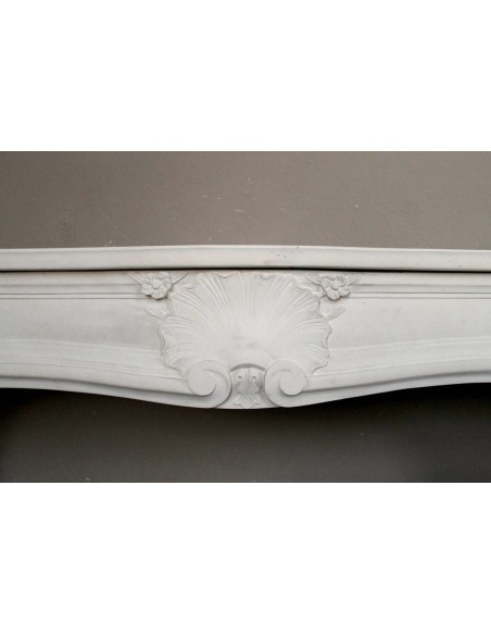 906 ANTIQUE FLORAL LOUIS XV “REGENCY” FIREPLACE MANTEL IN BEAUJOLAIS PIERRE DORÉE