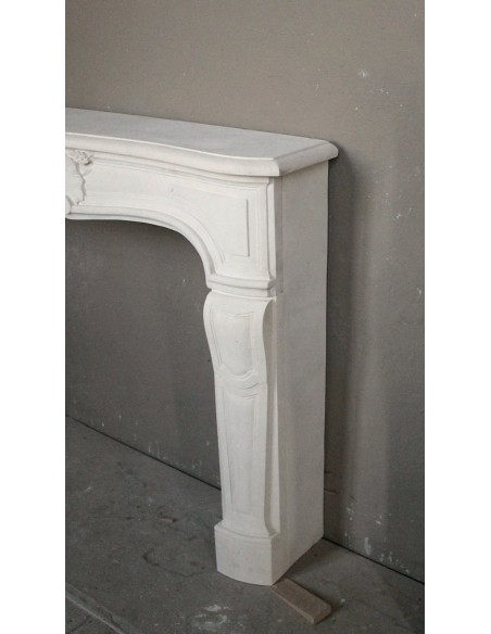 906 ANTIQUE FLORAL LOUIS XV “REGENCY” FIREPLACE MANTEL IN BEAUJOLAIS PIERRE DORÉE